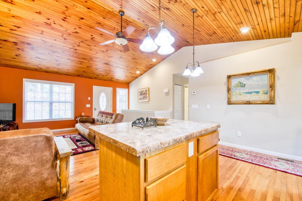 Trimont Mountain Cottage Франклин Екстериор снимка